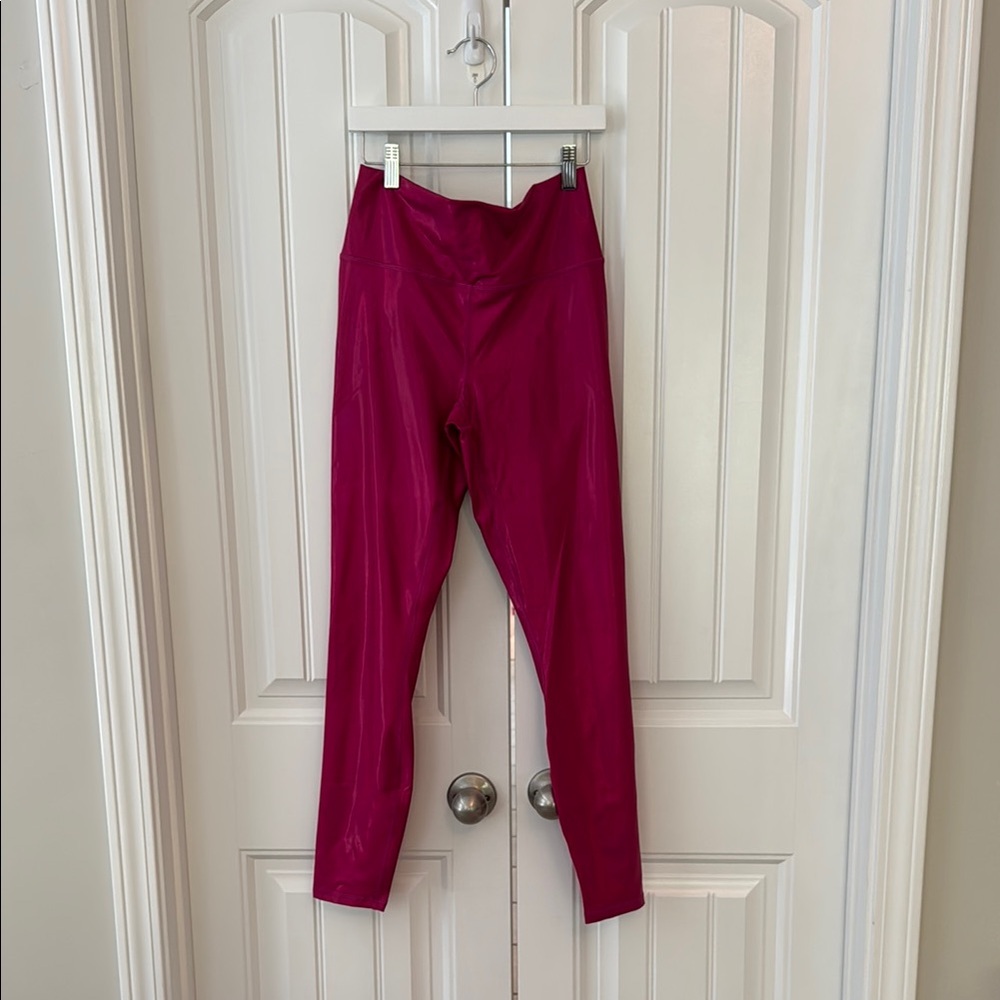 Fabletics Iridescent Pink Leggings